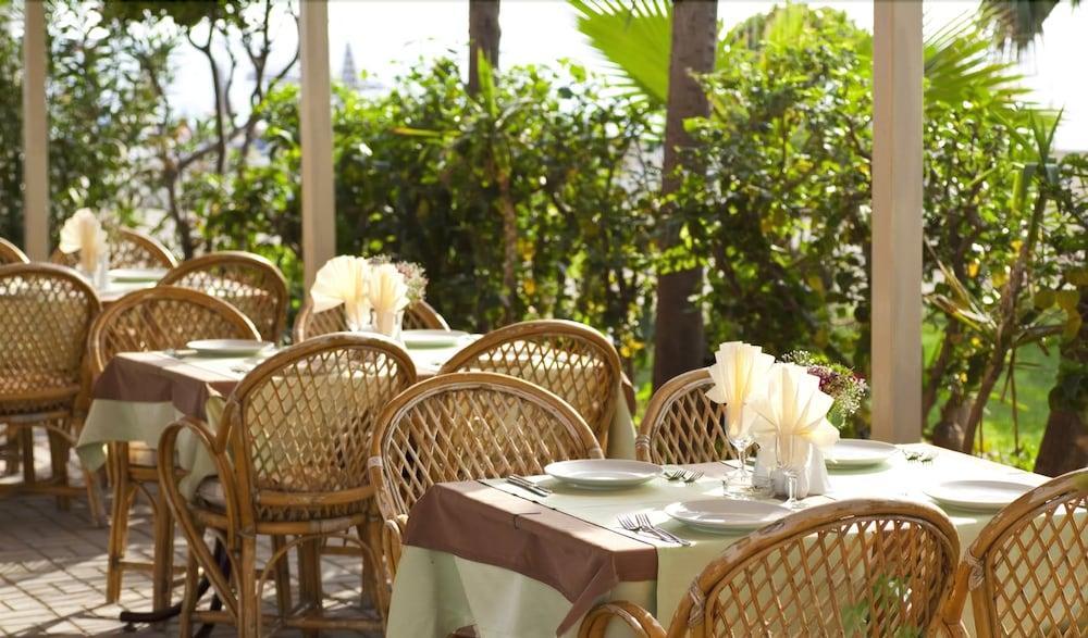 Azak Beach Hotel Алания Экстерьер фото