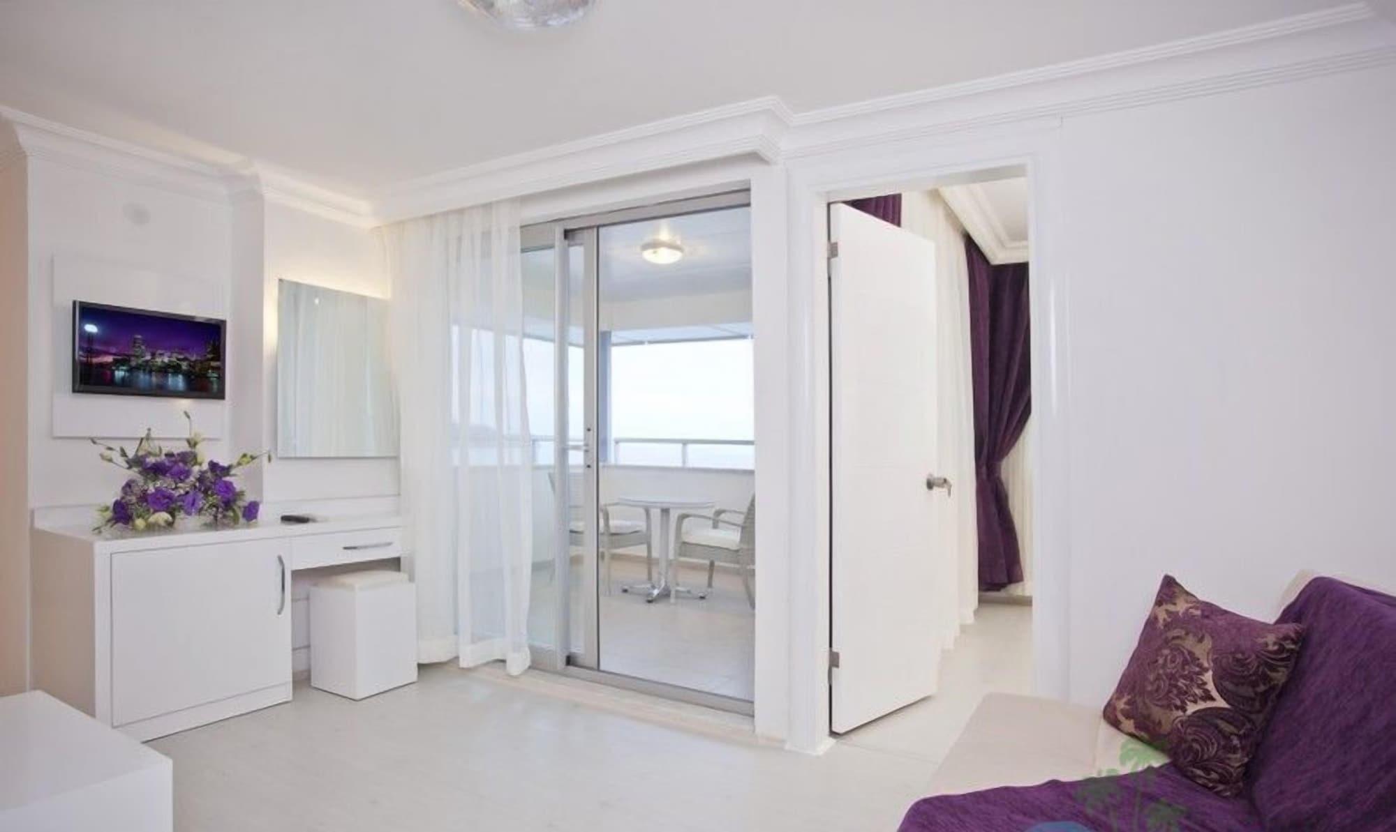 Azak Beach Hotel Алания Экстерьер фото