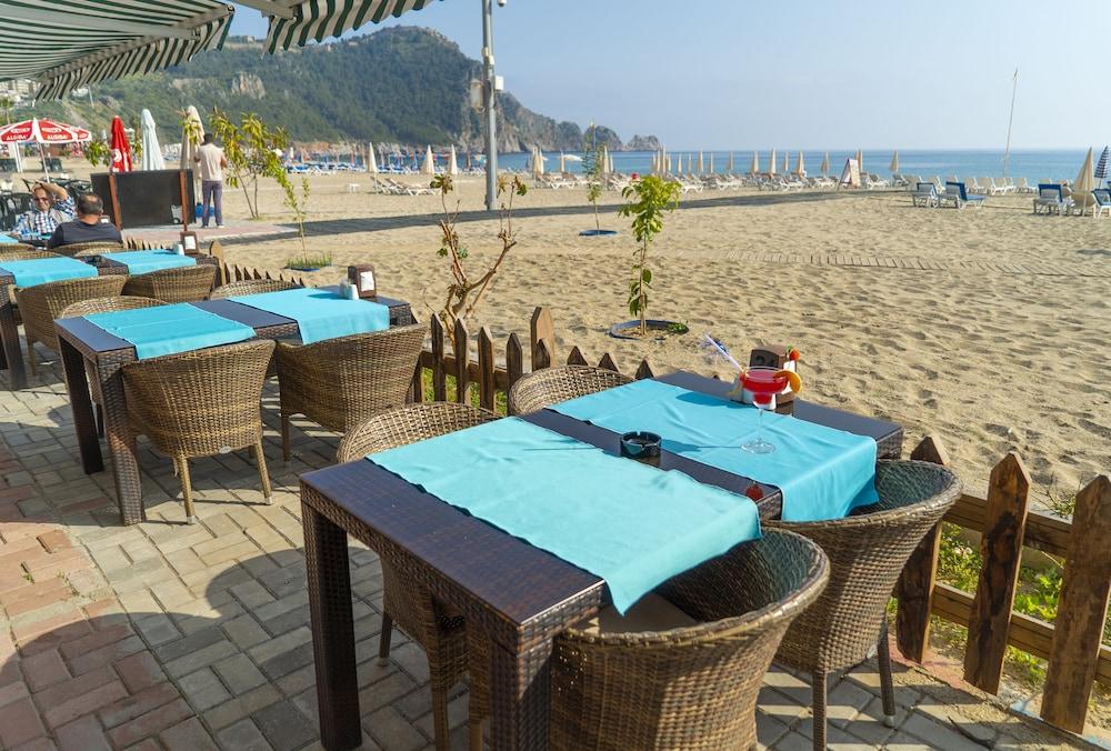 Azak Beach Hotel Алания Экстерьер фото
