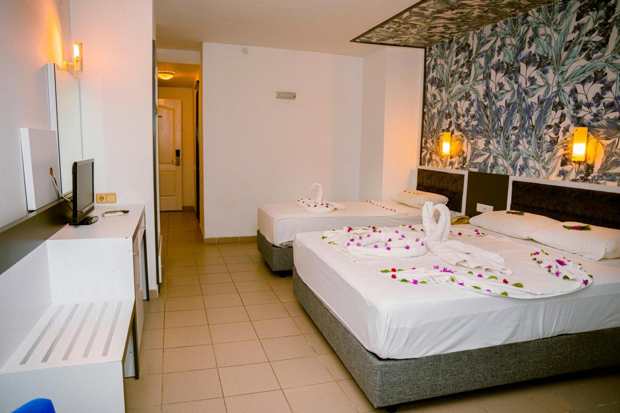 Azak Beach Hotel Алания Экстерьер фото
